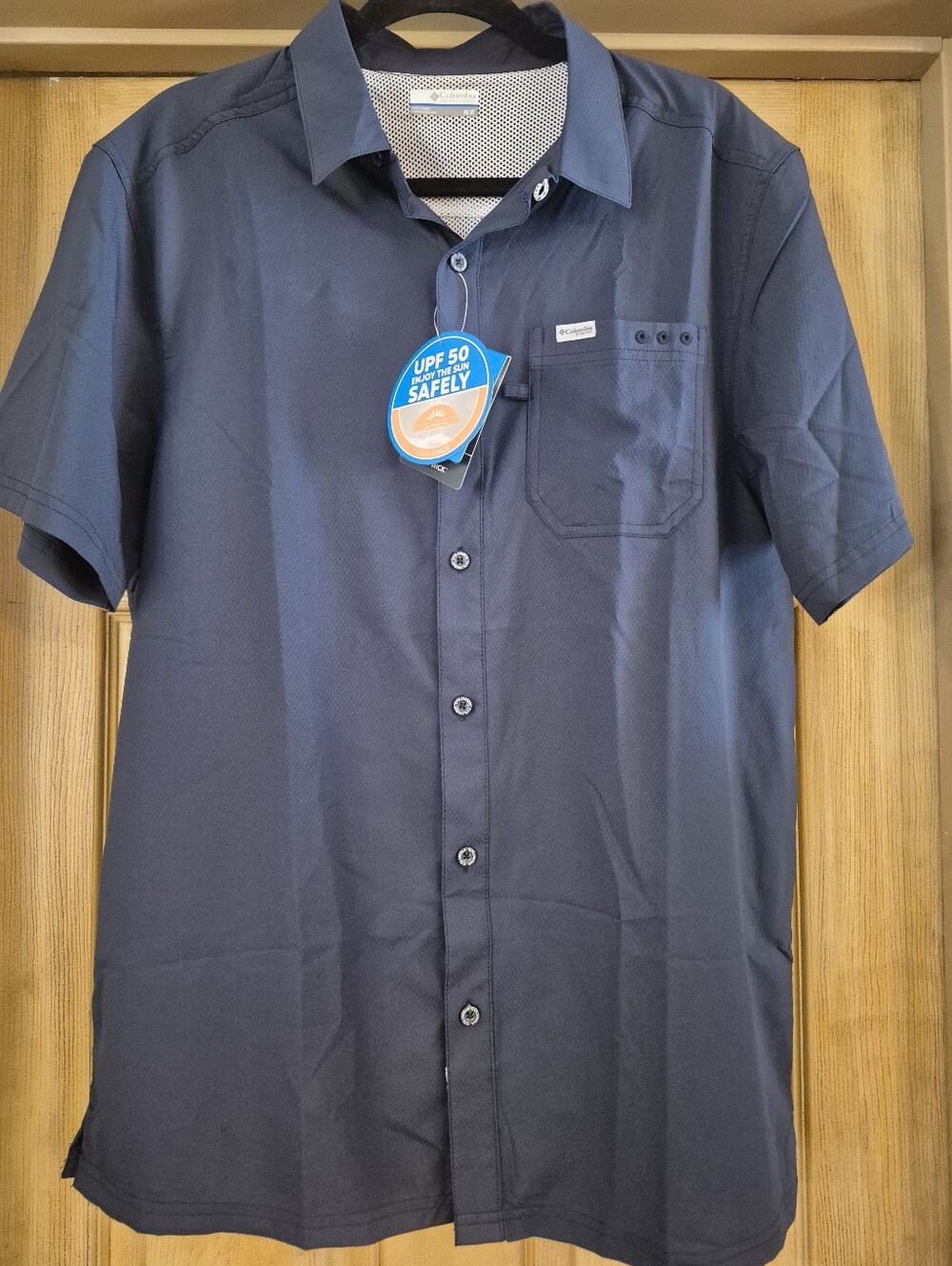 Columbia PfG New With Tags UPF 50 Omni Shade Button Up Navy Medium Omni Wick